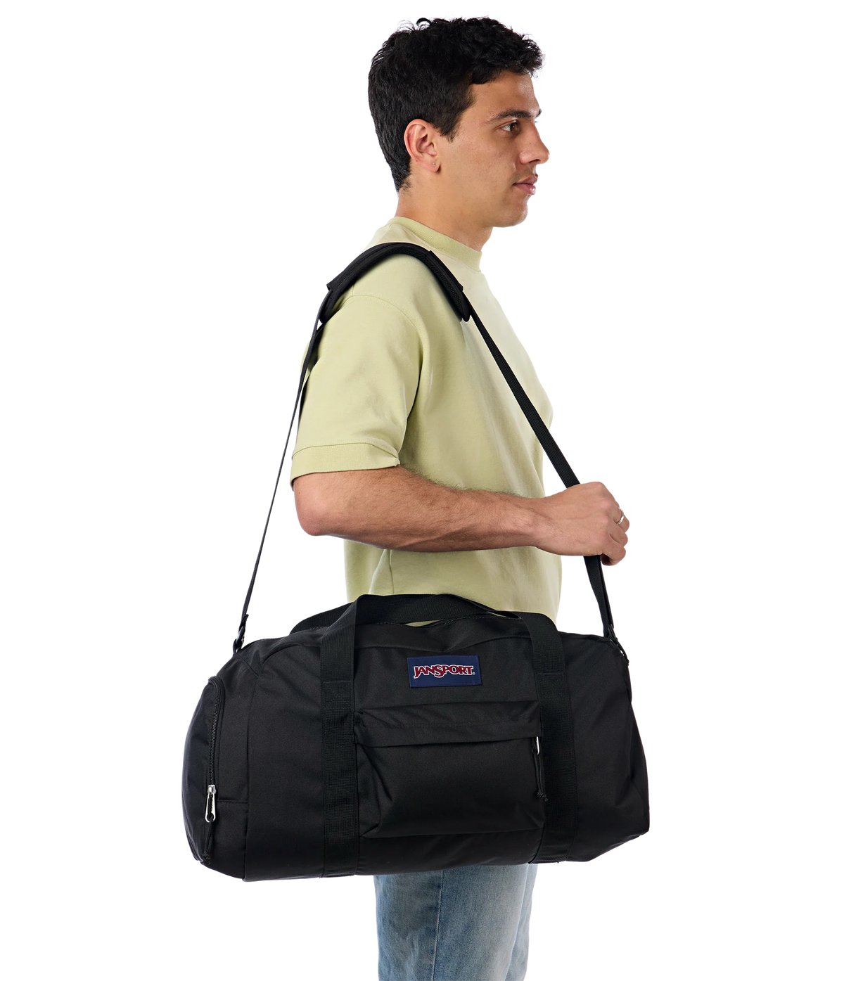 weekender-medium-duffel-v2 JS0A85VF008-MODEL.webp