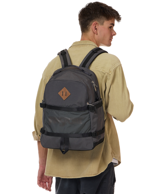 small-seattle-pack-v4 JS0A85VUDMX-MODEL.png