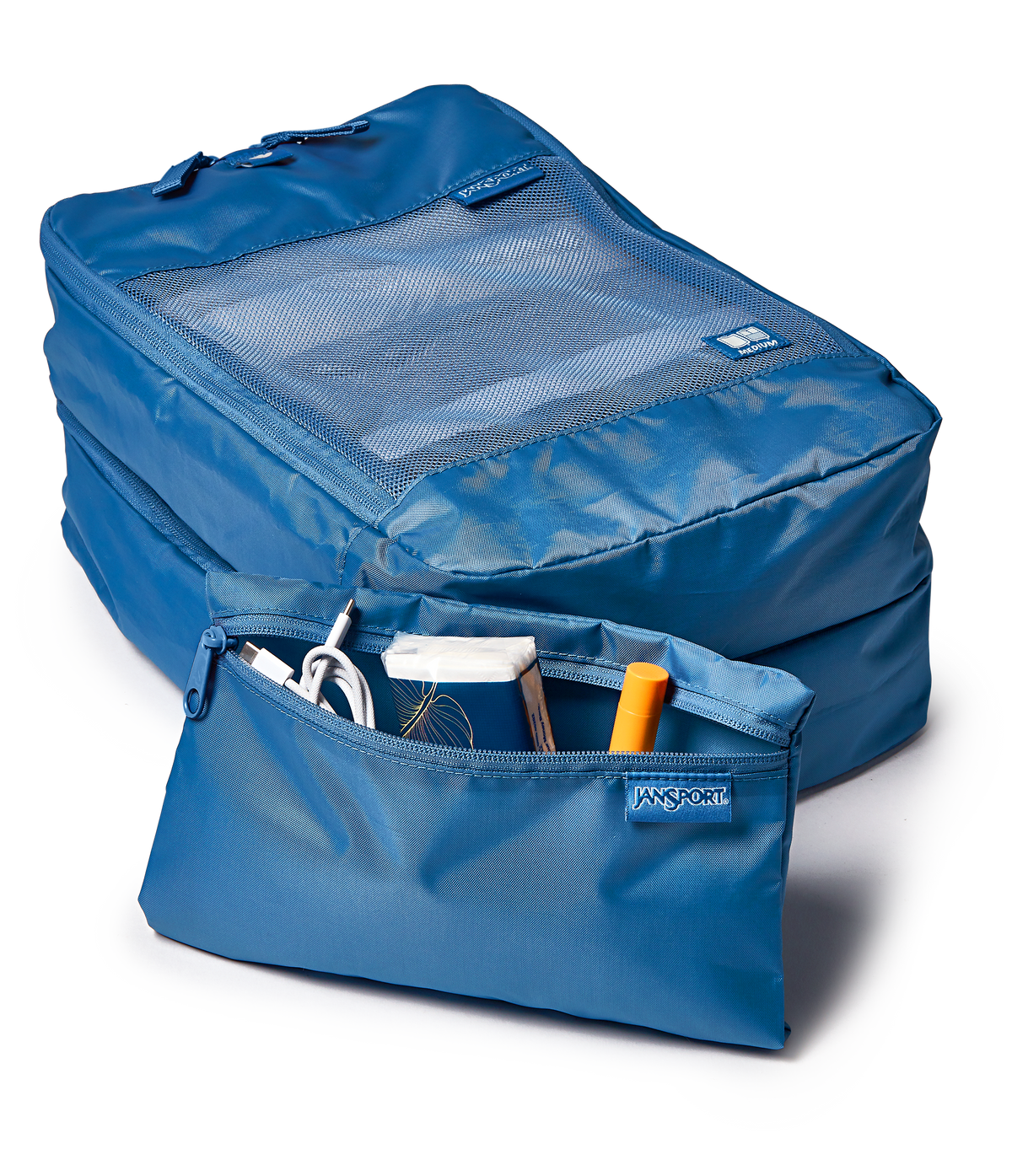 22-carry-on-luggage-packing-cubes-elemental-blue-set-z9 JS0A86DREW5-DET3.png